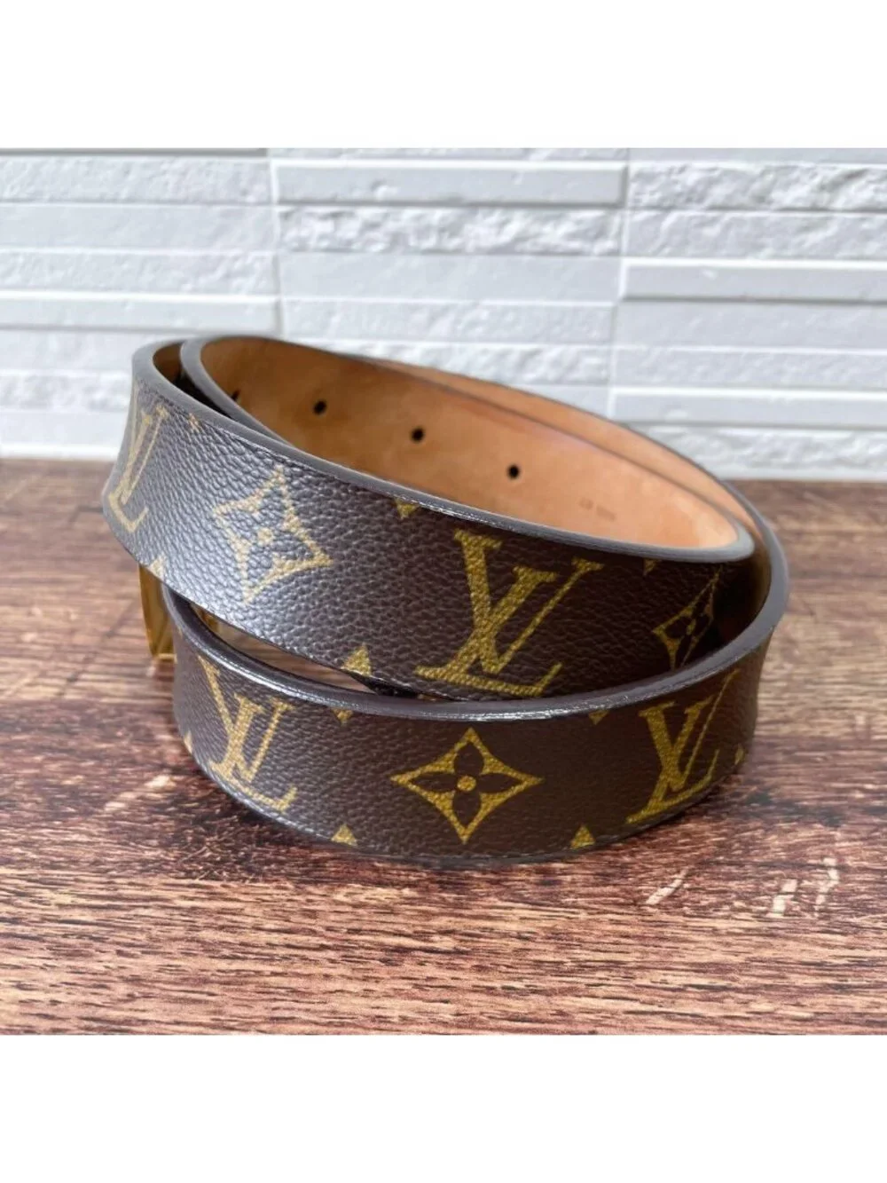 Louis Vuitton Leather Monogram Ceinture Belt Gold Brown